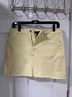 Forever 21 Pale Yellow Denim Mini Skort
